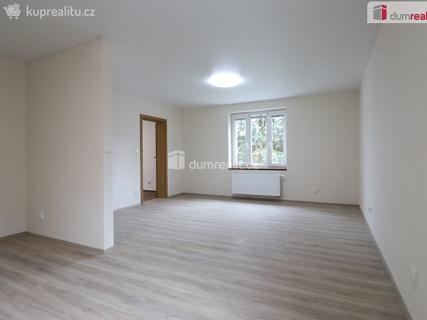 Pronájem bytu 2+kk 51 m^2 Májová, Dalovice 