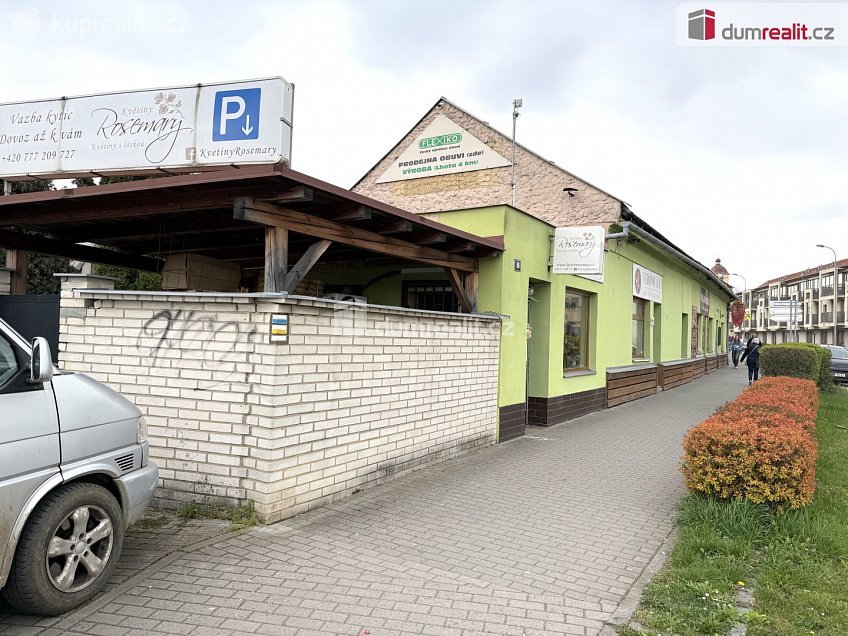 Pronájem  obchodních prostor 23 m^2 Masarykova, Zlín 