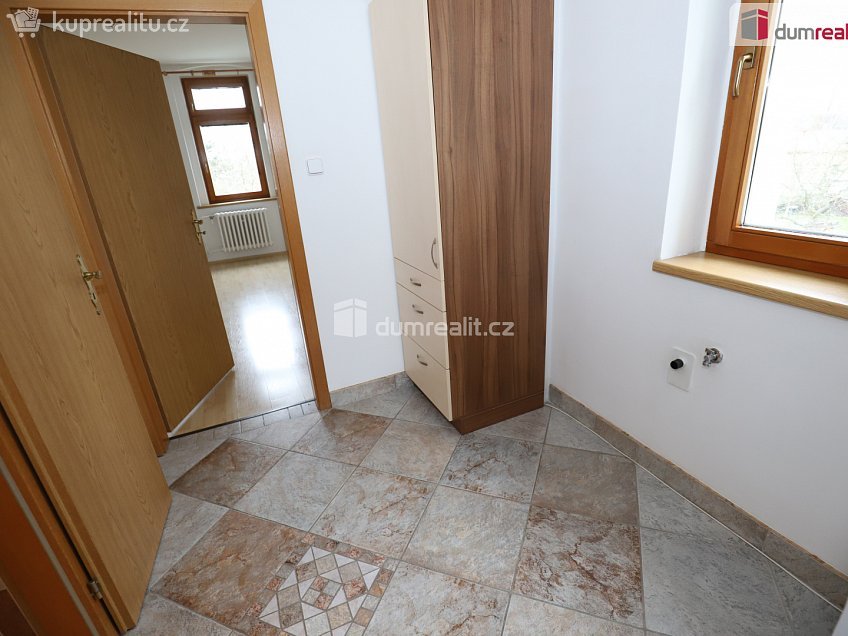 Pronájem bytu 3+1 94 m^2 Stará Kysibelská, Karlovy Vary 