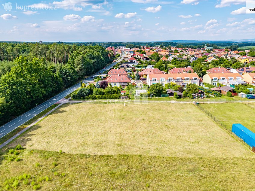 Prodej  stavebního pozemku 900 m^2 Horní Jelení, Horní Jelení 