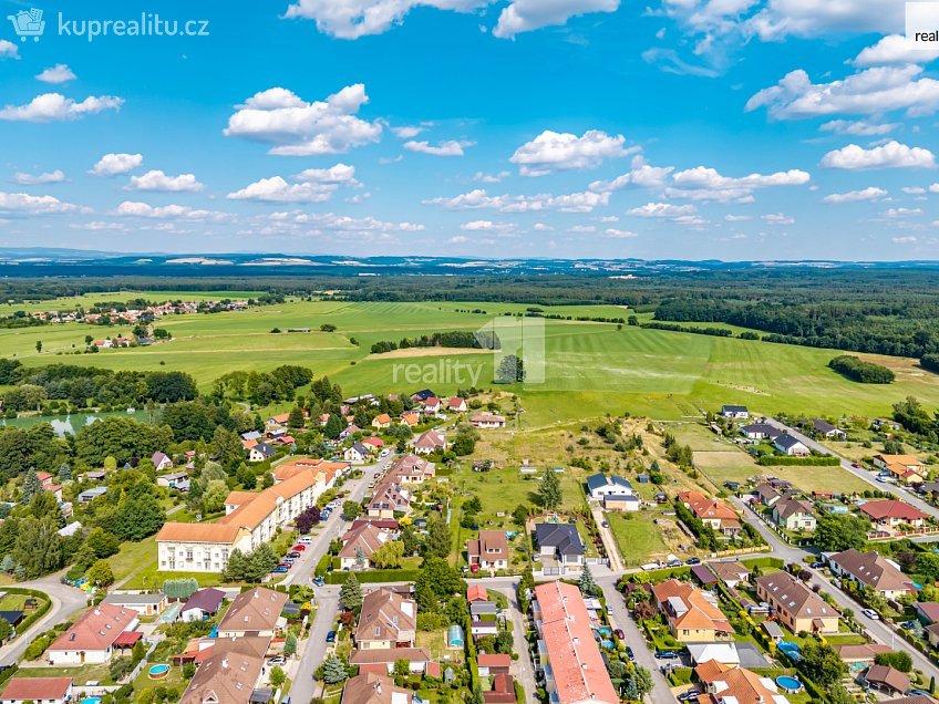 Prodej  stavebního pozemku 900 m^2 Horní Jelení, Horní Jelení 