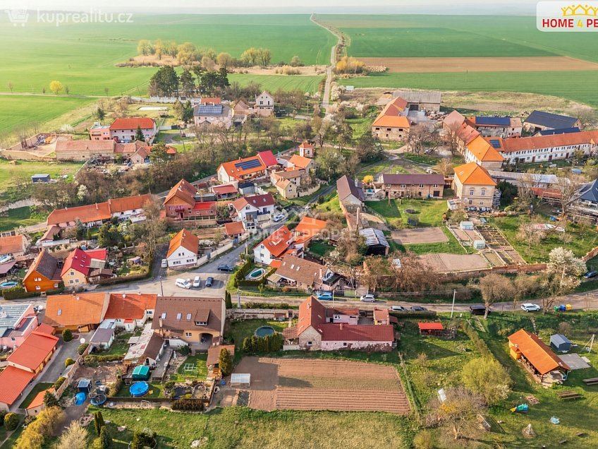 Prodej  rodinného domu 133 m^2 Zlonice, Zlonice 