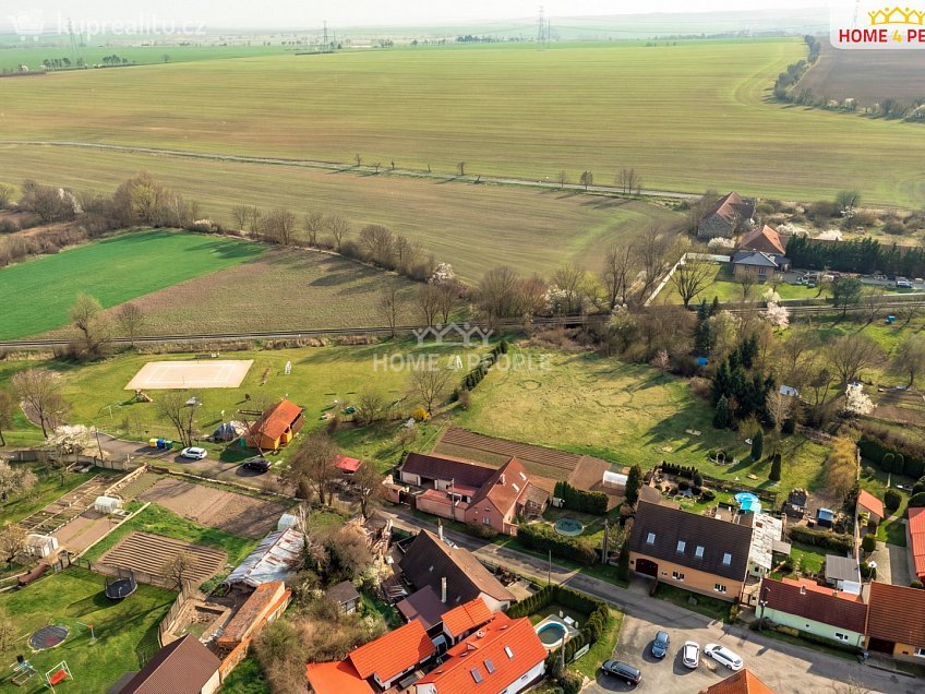 Prodej  rodinného domu 133 m^2 Zlonice, Zlonice 