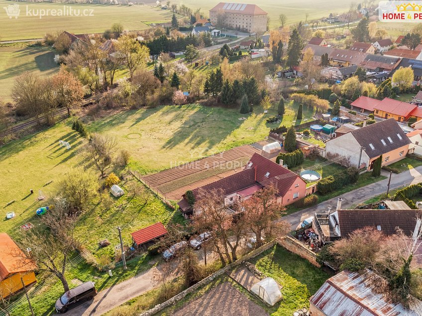 Prodej  rodinného domu 133 m^2 Zlonice, Zlonice 