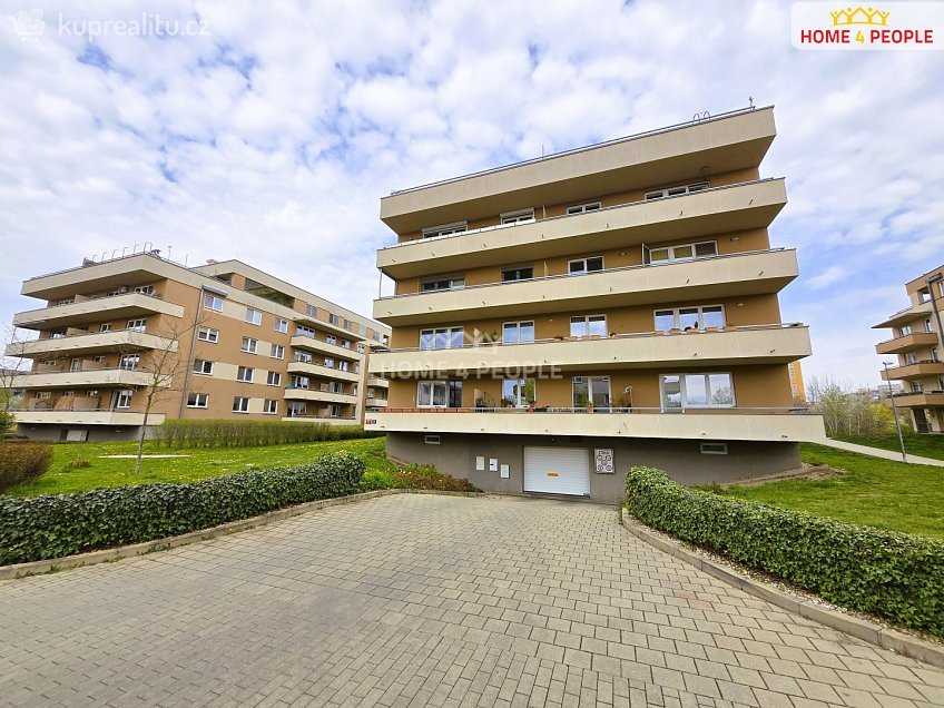 Prodej bytu 2+kk 65 m^2 Jurkovičova, Praha 11 