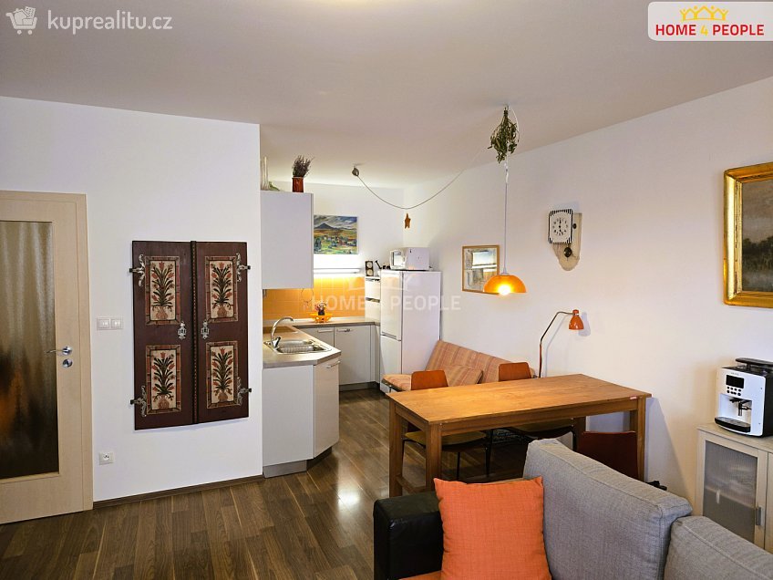 Prodej bytu 2+kk 65 m^2 Jurkovičova, Praha 11 