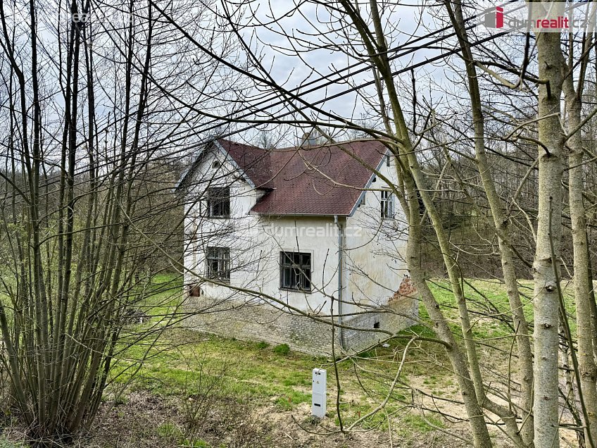 Prodej  rodinného domu 150 m^2 Dasnice, Dasnice 