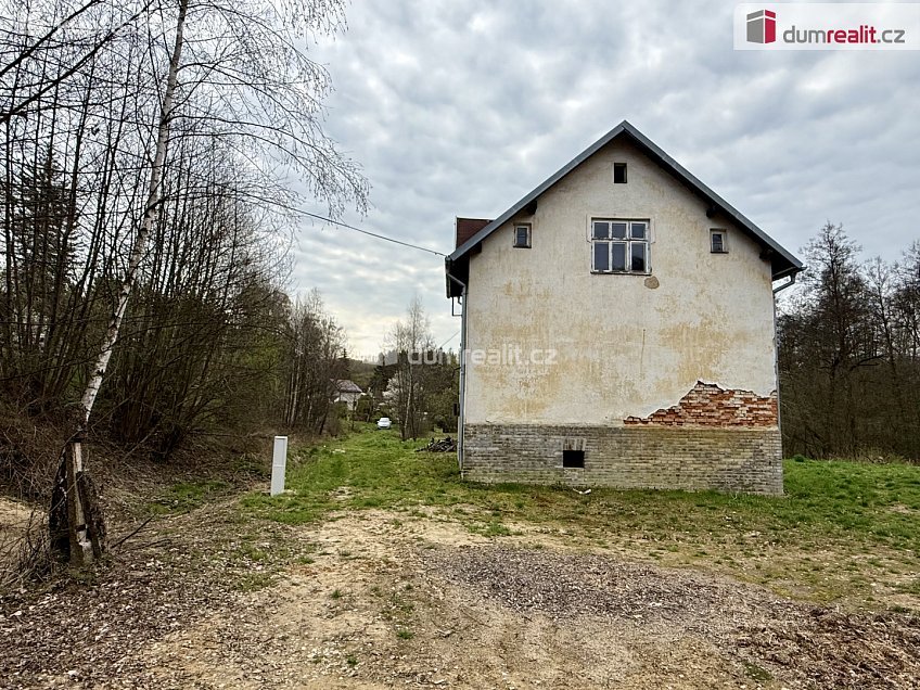 Prodej  rodinného domu 150 m^2 Dasnice, Dasnice 