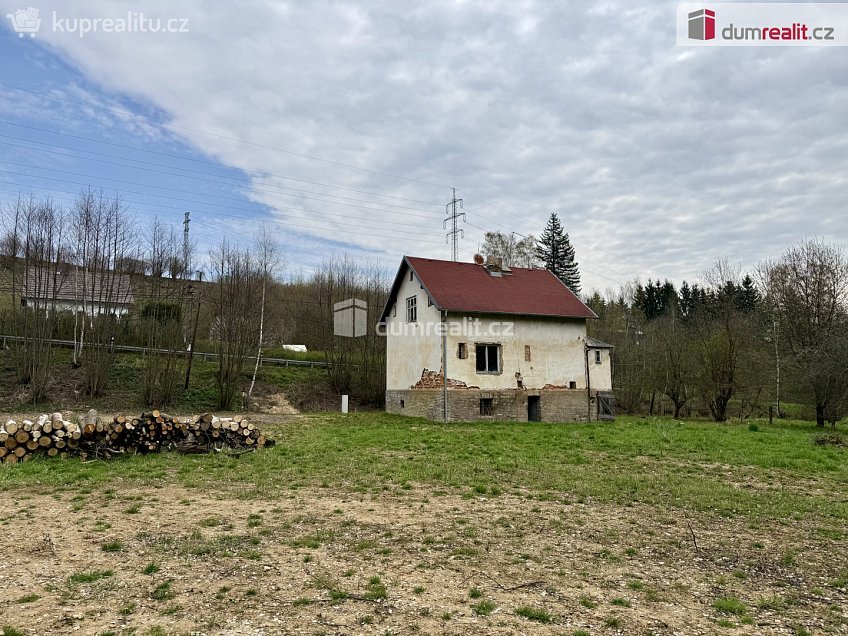 Prodej  rodinného domu 150 m^2 Dasnice, Dasnice 