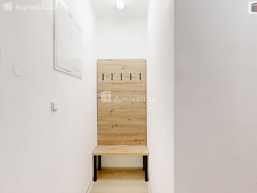 Pronájem bytu 2+kk 95 m^2 Dolní náměstí, Opava 