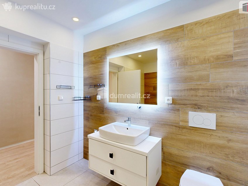 Pronájem bytu 2+kk 95 m^2 Dolní náměstí, Opava 