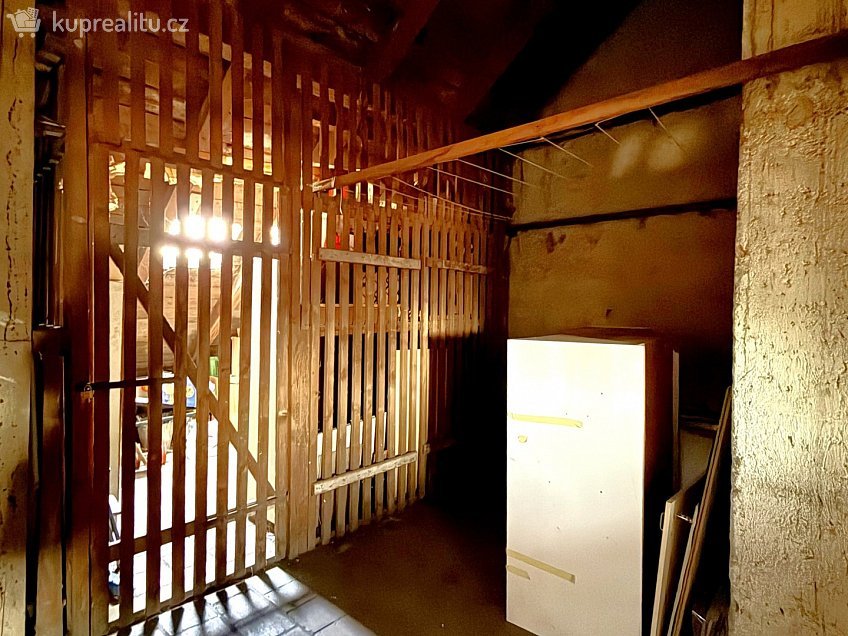 Prodej bytu 2+1 70 m^2 Lužická 157, Mariánské Lázně 