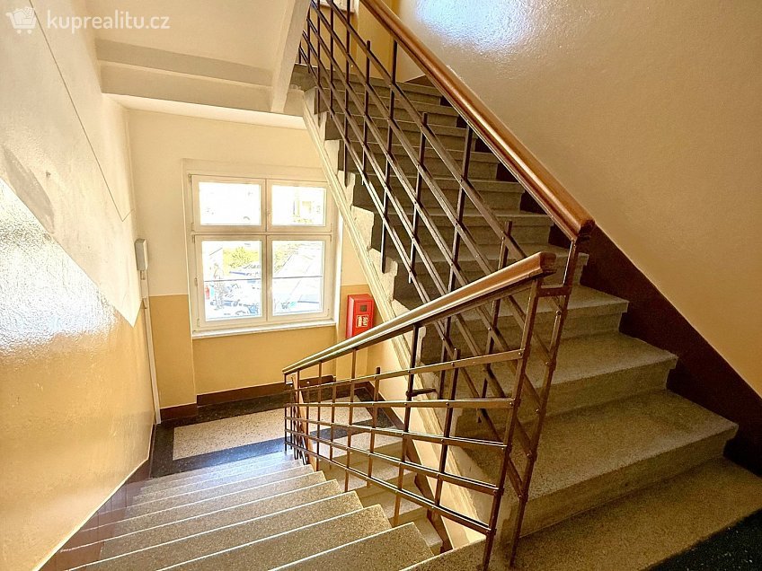 Prodej bytu 2+1 70 m^2 Lužická 157, Mariánské Lázně 