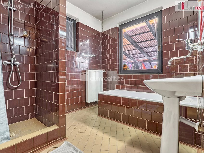 Prodej  rodinného domu 200 m^2 Konečná, Františkovy Lázně 