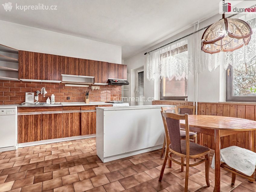 Prodej  rodinného domu 200 m^2 Konečná, Františkovy Lázně 