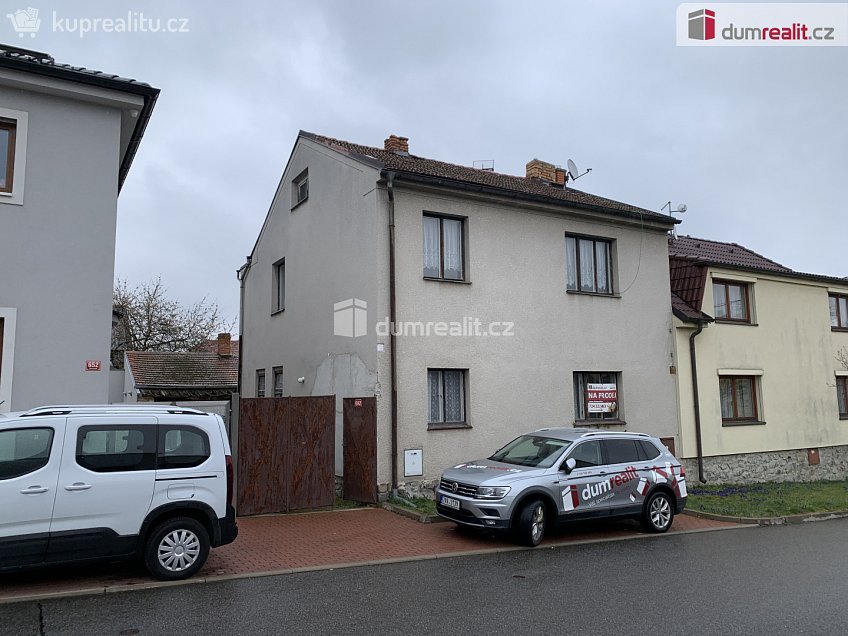 Prodej  rodinného domu 160 m^2 Zborovská, Dobříš 