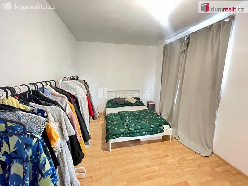 Pronájem bytu 2+kk 57 m^2 Svitákova, Praha 13 