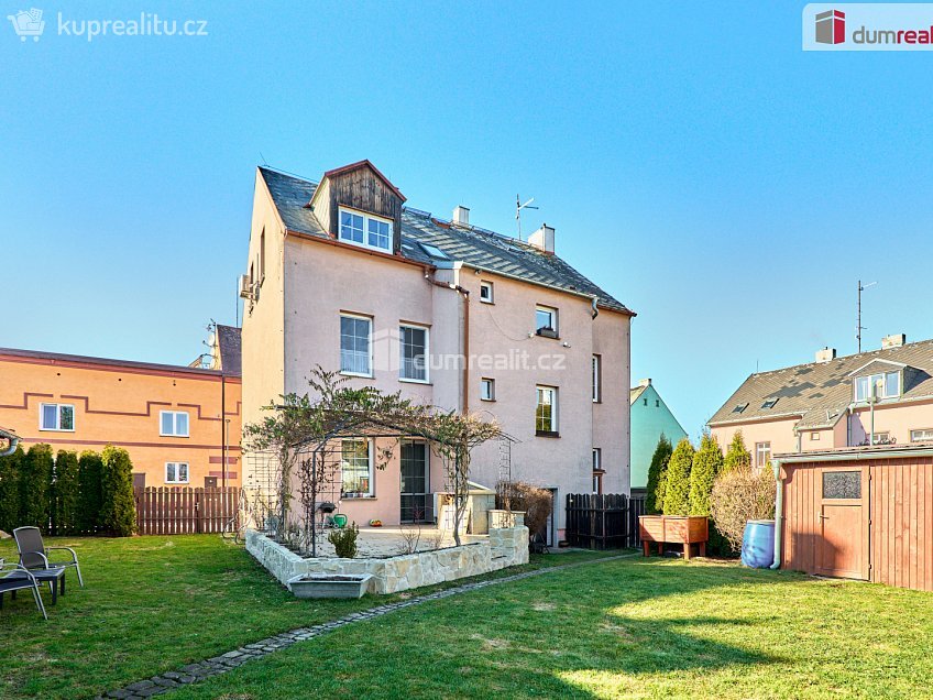 Prodej bytu 4+1 92 m^2 Příčná, Karlovy Vary 