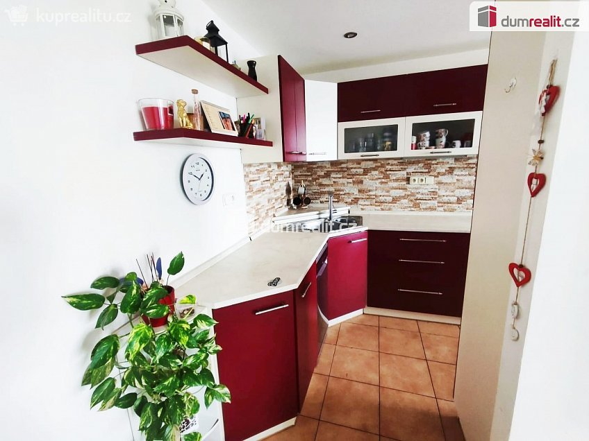 Prodej bytu 3+1 73 m^2 Na Vysoké mezi, Lysá nad Labem 