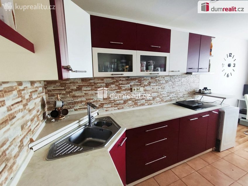 Prodej bytu 3+1 73 m^2 Na Vysoké mezi, Lysá nad Labem 