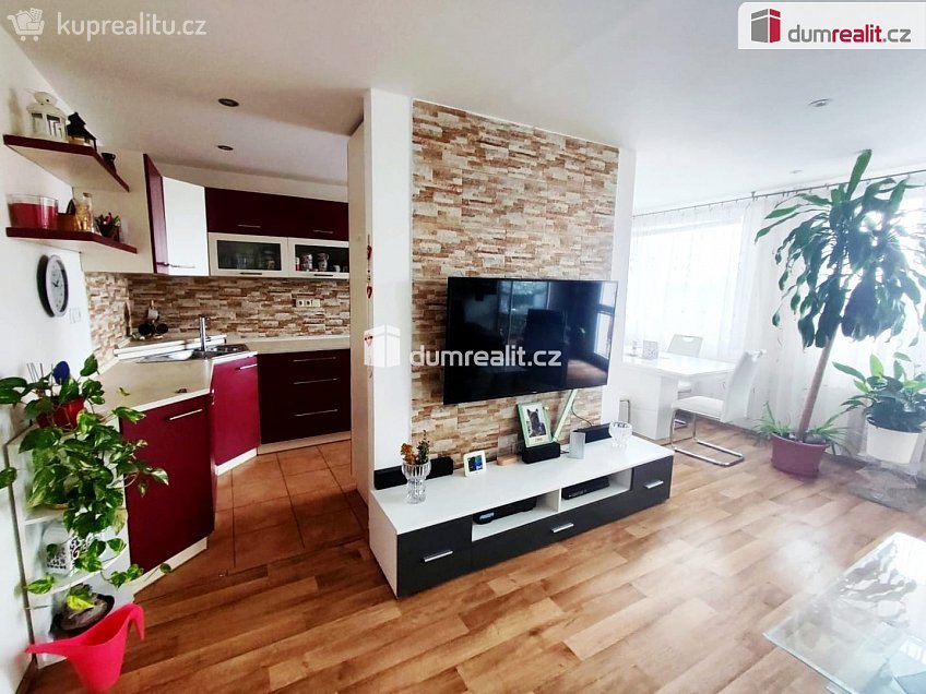 Prodej bytu 3+1 73 m^2 Na Vysoké mezi, Lysá nad Labem 