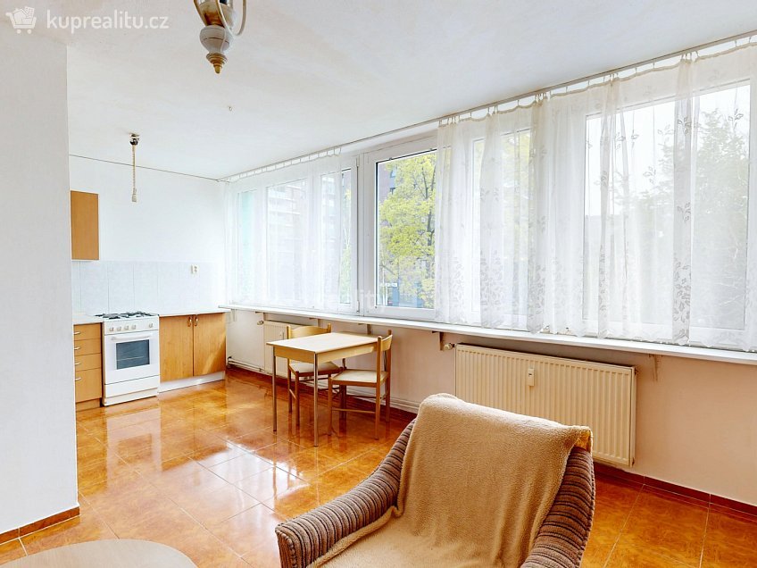 Prodej bytu 3+kk 57 m^2 K Olympiku, Praha 8 