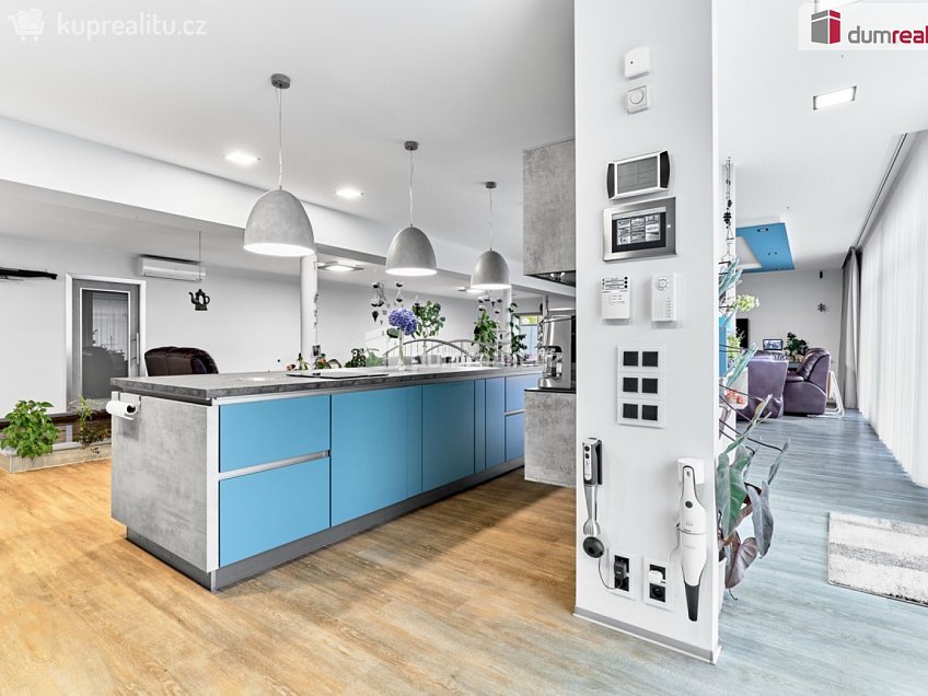 Prodej  vily 296 m^2 Vítězství, Děčín 