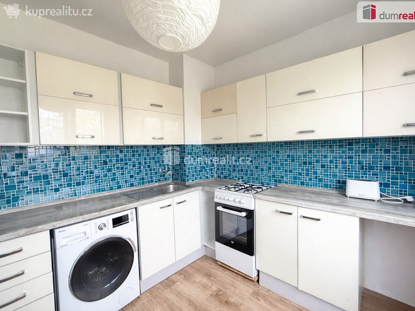 Pronájem bytu 2+1 60 m^2 Oblá, Ústí nad Labem 