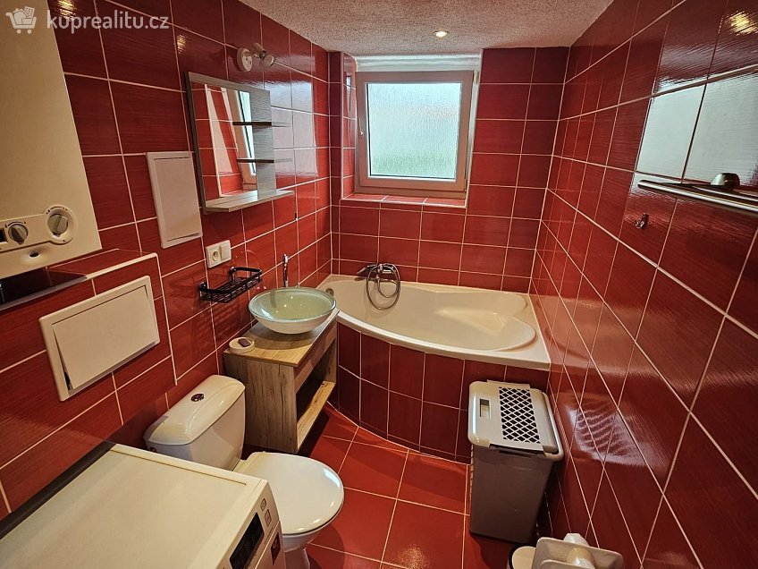 Pronájem bytu 2+1 50 m^2 17. listopadu 2360, Plzeň 