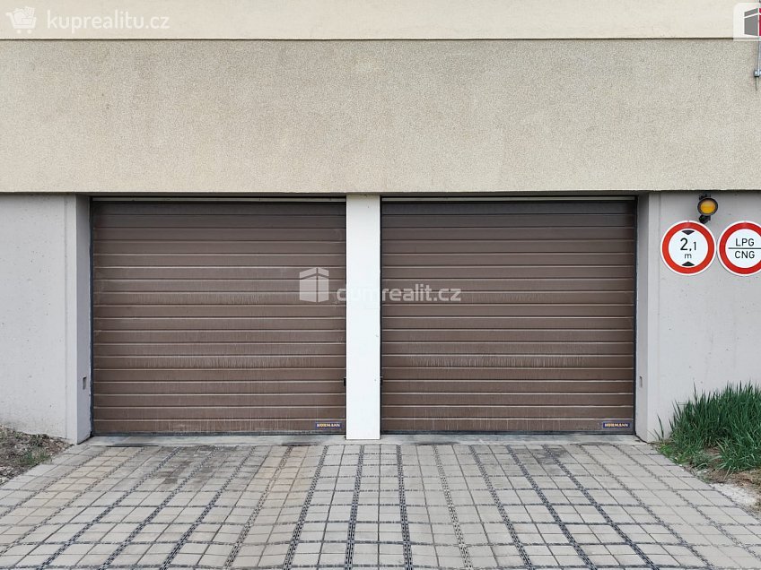 Prodej bytu 2+kk 66 m^2 Lázeňská, Slaný 