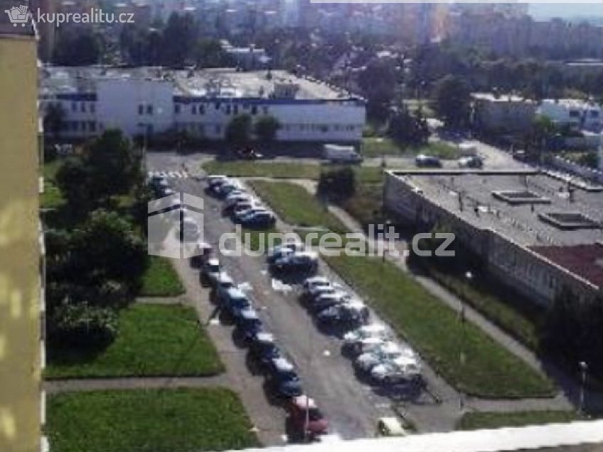 Pronájem bytu 1+kk 34 m^2 Otradovická, Praha 12 