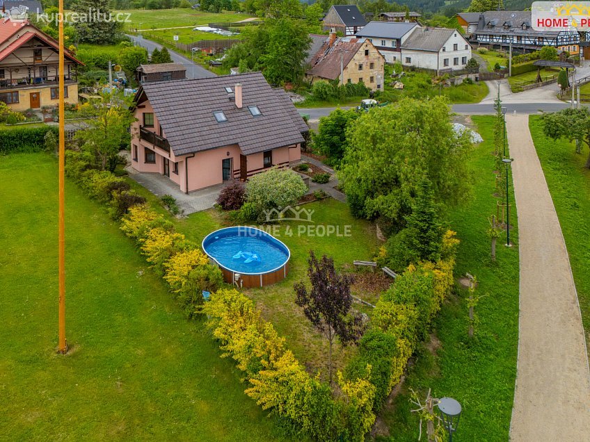 Prodej  rodinného domu 200 m^2 Stanovice, Stanovice 