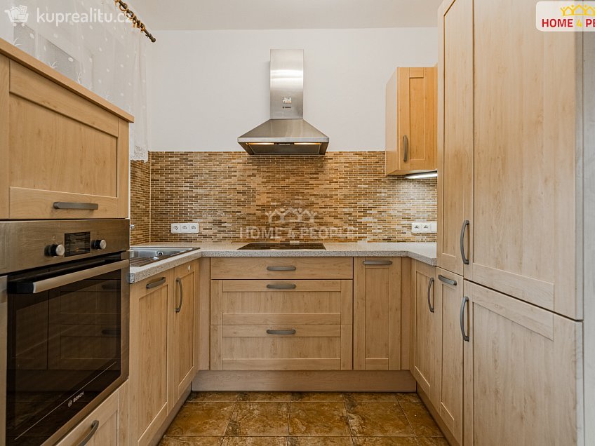 Prodej  rodinného domu 200 m^2 Stanovice, Stanovice 