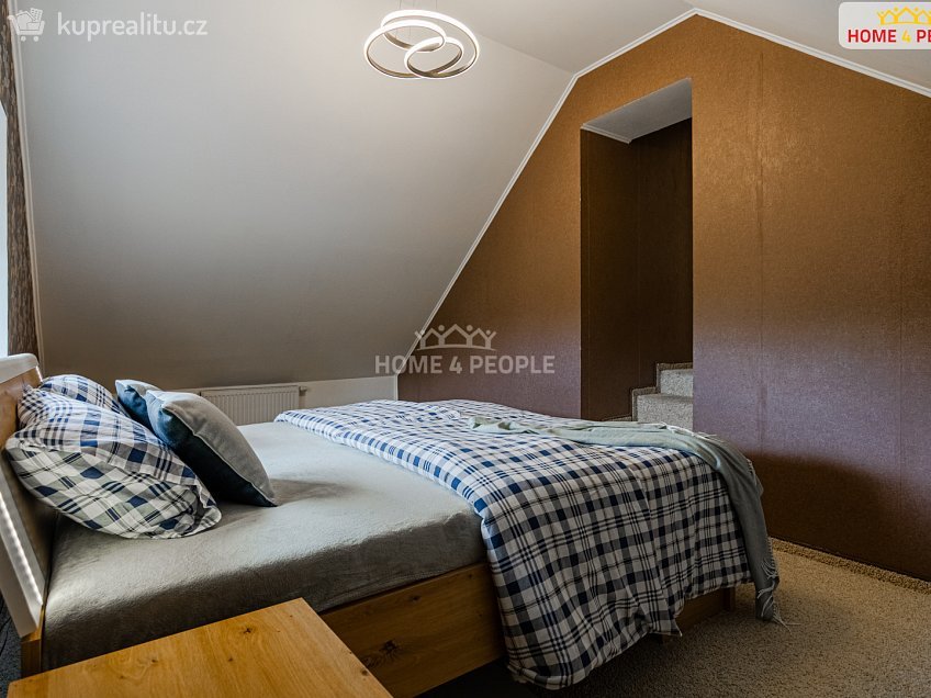 Prodej  rodinného domu 200 m^2 Stanovice, Stanovice 