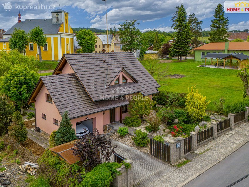 Prodej  rodinného domu 200 m^2 Stanovice, Stanovice 