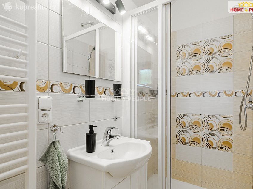 Prodej  rodinného domu 200 m^2 Stanovice, Stanovice 