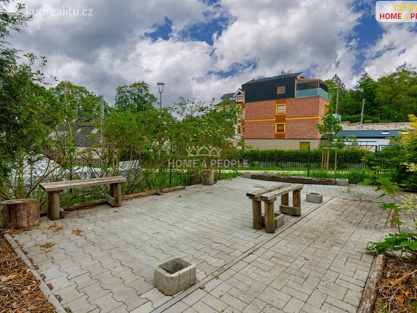 Prodej  rodinného domu 200 m^2 Stanovice, Stanovice 