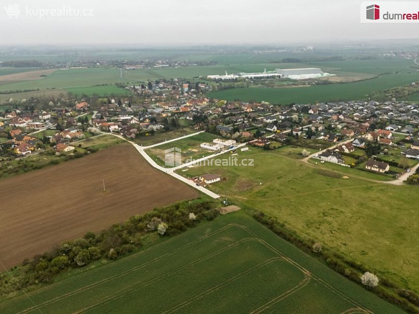 Prodej  stavebního pozemku 1023 m^2 Dubová, Čakovičky 