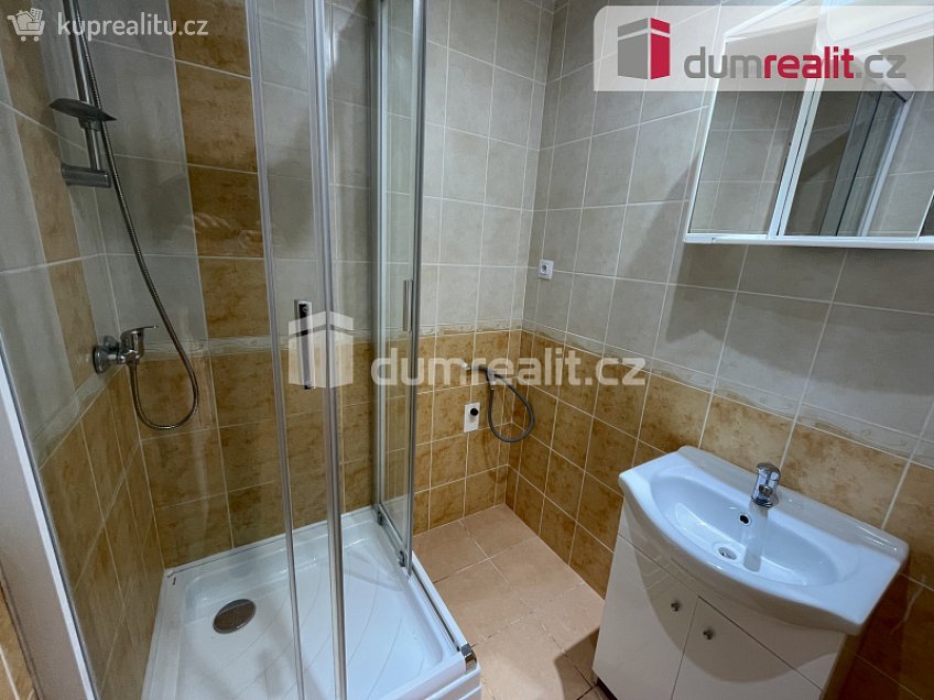 Pronájem bytu 3+1 57 m^2 Školní, Příbram 