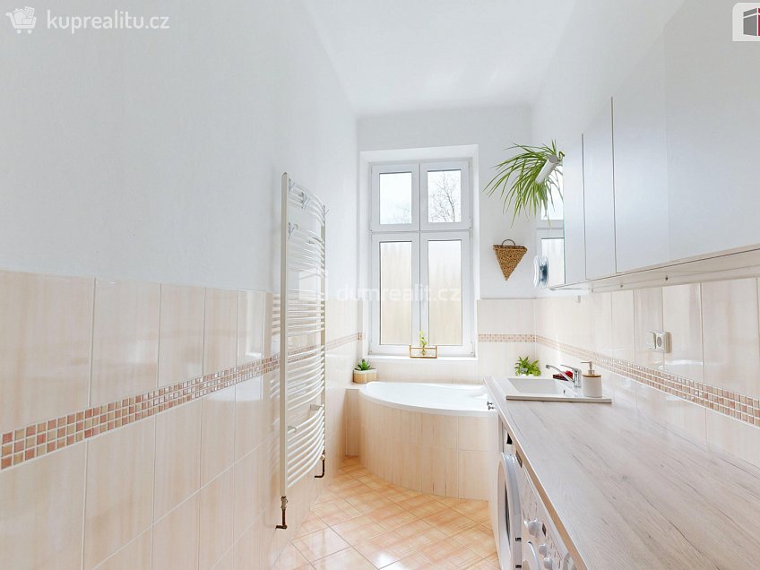 Prodej bytu 4+1 126 m^2 Solná, Opava 