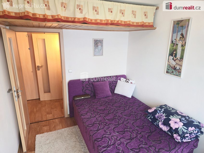 Prodej bytu 2+1 42 m^2 Mírová, Milovice 