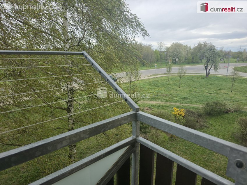 Prodej bytu 2+1 42 m^2 Mírová, Milovice 