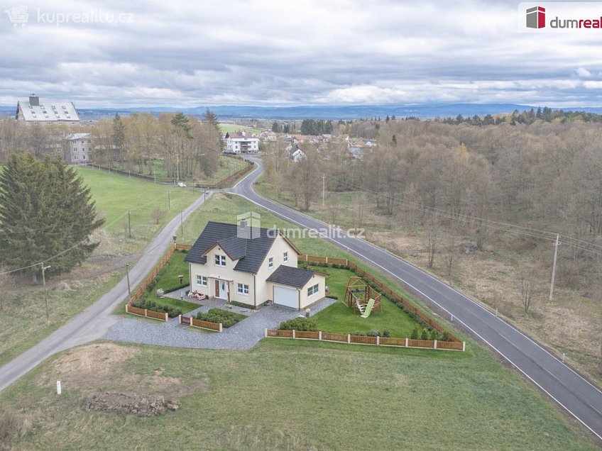 Prodej  stavebního pozemku 1053 m^2 Horní Vojtanov, Vojtanov 