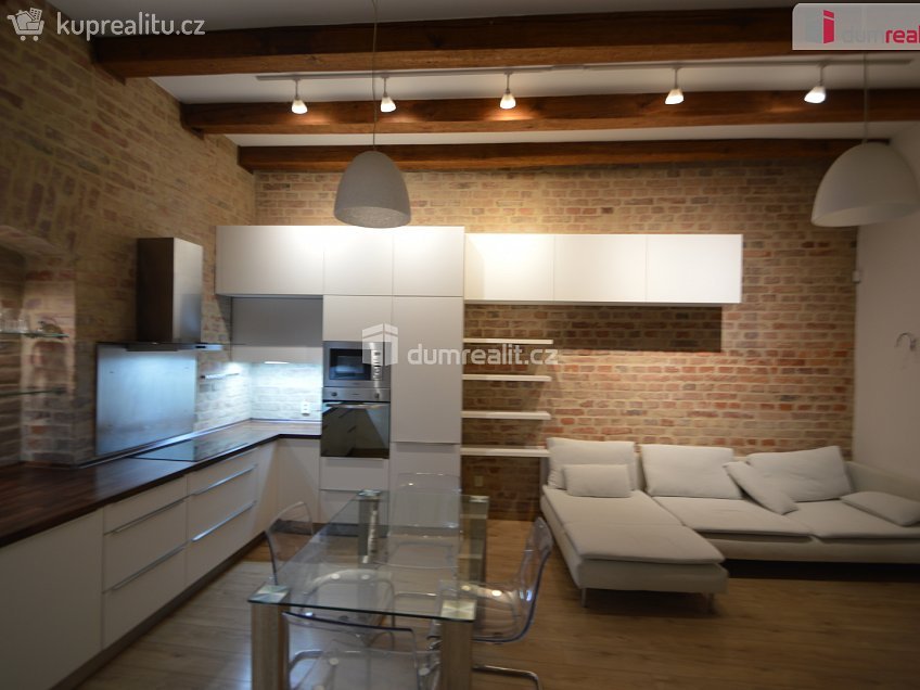 Pronájem bytu 2+kk 64 m^2 Hálkova, Plzeň 