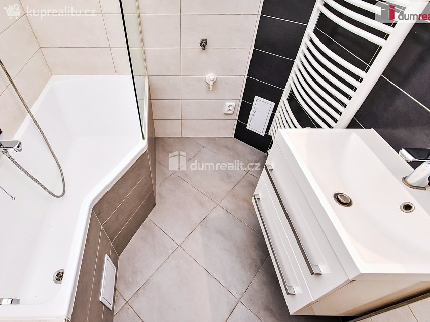 Pronájem bytu 2+kk 50 m^2 U libeňského pivovaru, Praha 8 