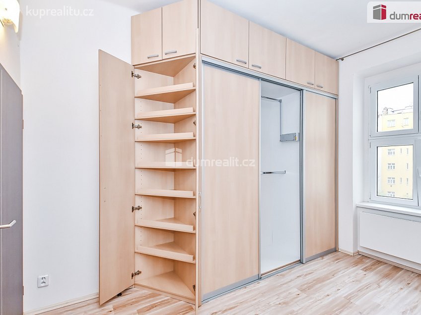 Pronájem bytu 2+kk 50 m^2 U libeňského pivovaru, Praha 8 