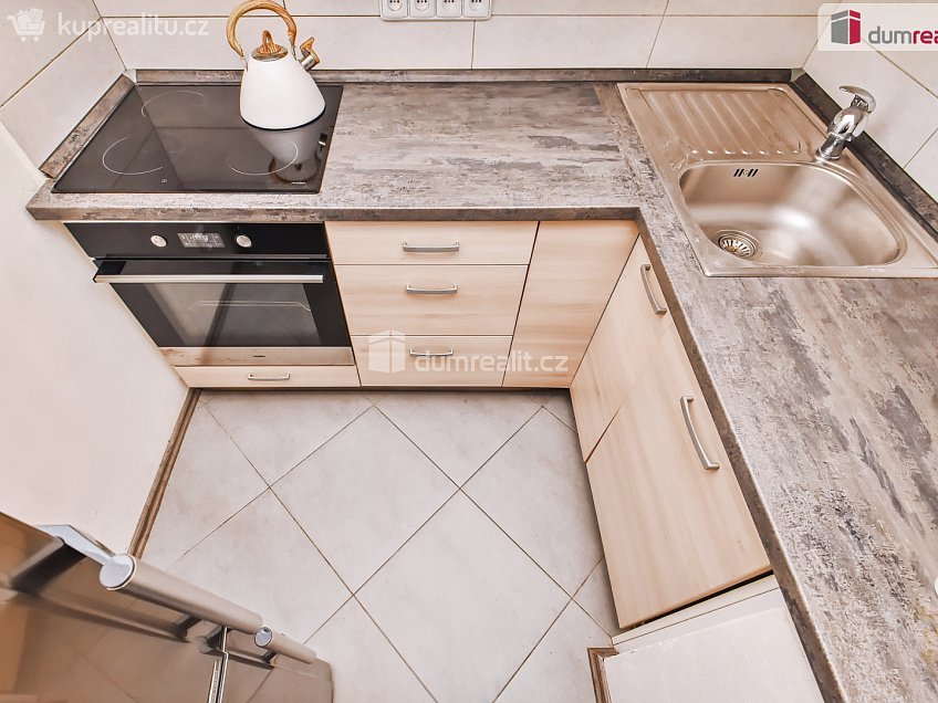 Pronájem bytu 2+kk 50 m^2 U libeňského pivovaru, Praha 8 