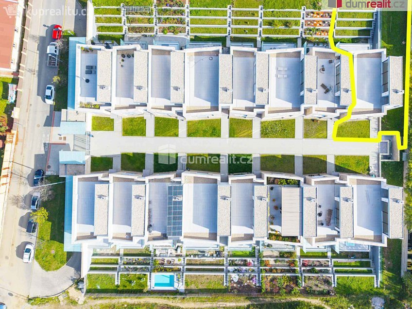 Prodej  rodinného domu 378 m^2 V Hrobech, Praha-Libuš 