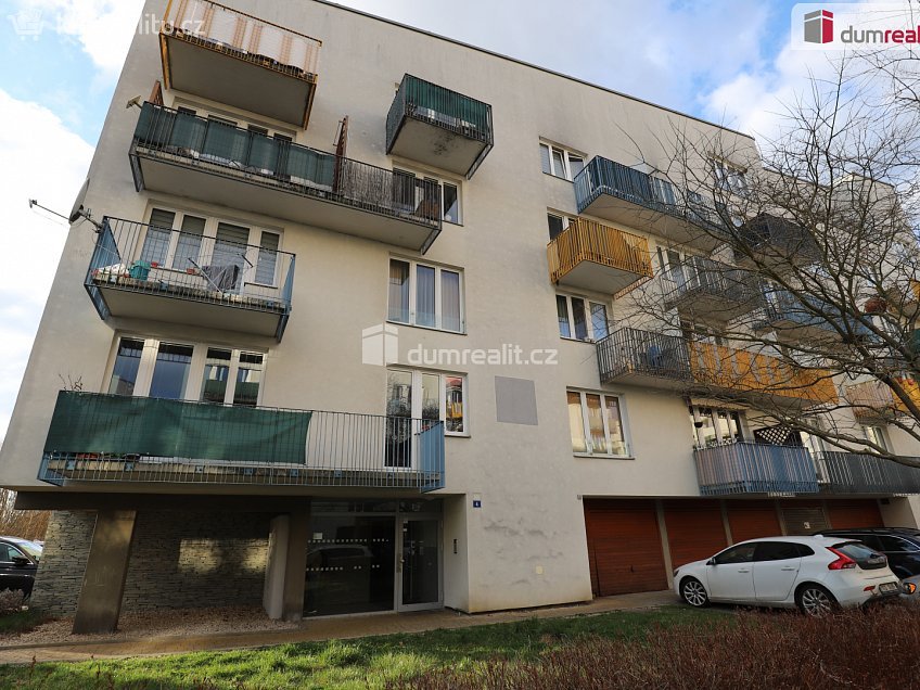 Pronájem bytu 1+kk 36 m^2 Nejdlova, Karlovy Vary 