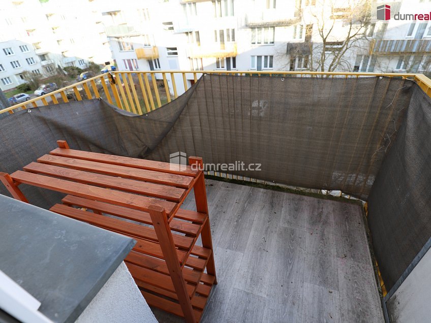 Pronájem bytu 1+kk 36 m^2 Nejdlova, Karlovy Vary 